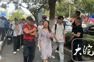 科尔：在追梦禁赛期间库明加值得首发 我们的阵容深度很好